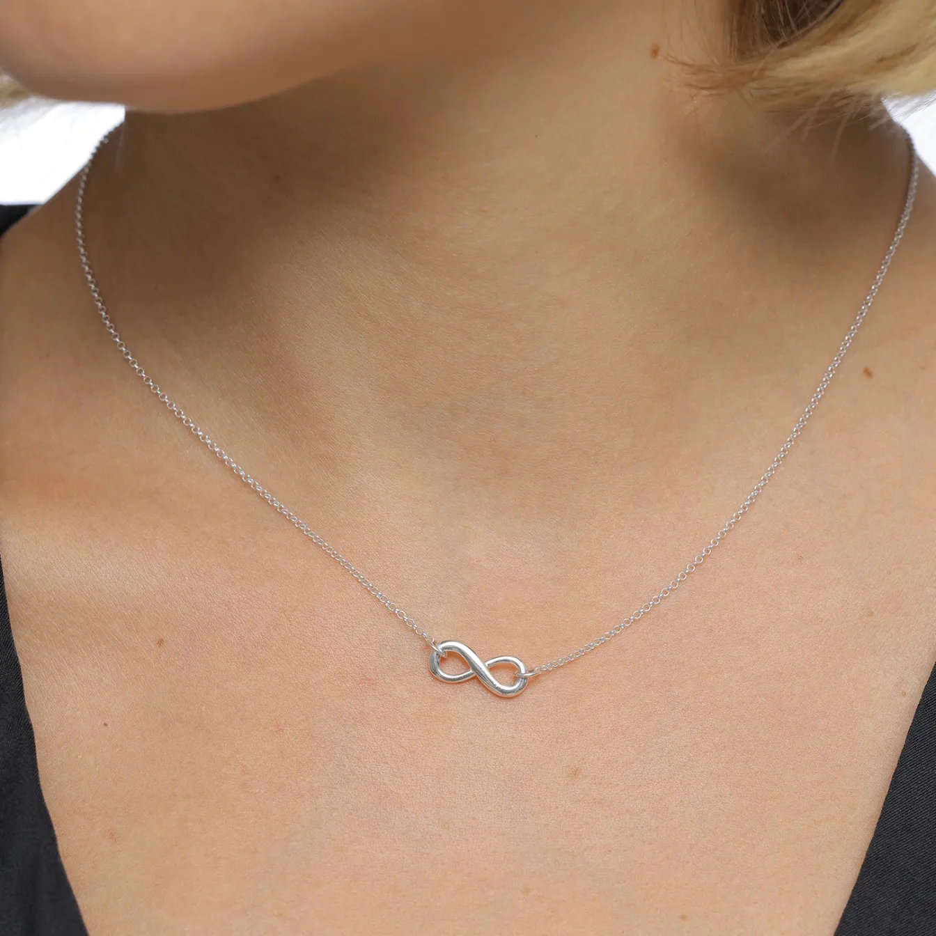 Elli "Choker Infinity< Roségold|Symbol-schmuck