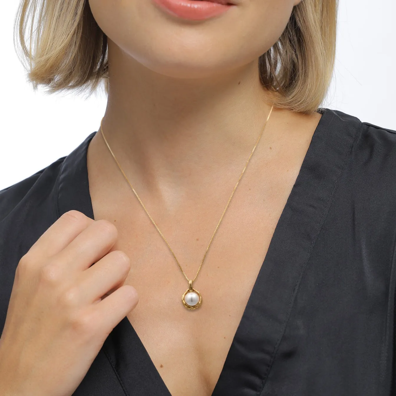 Elli "Halskette Vintage Anhänger | Muschelkernperle (Weiß)< Vergoldet|Perlen