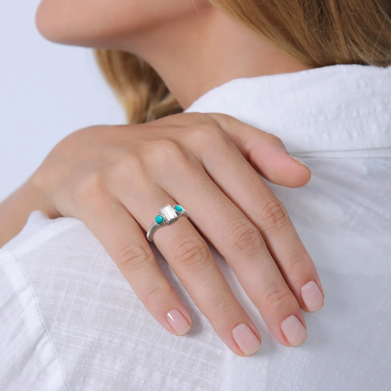 Elli "Ring Verlobung | Topas (weiß), Howlith (türkis)< Letzte Chance|Ringe
